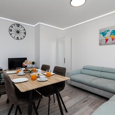 Apartment Viko Split Bagian luar foto