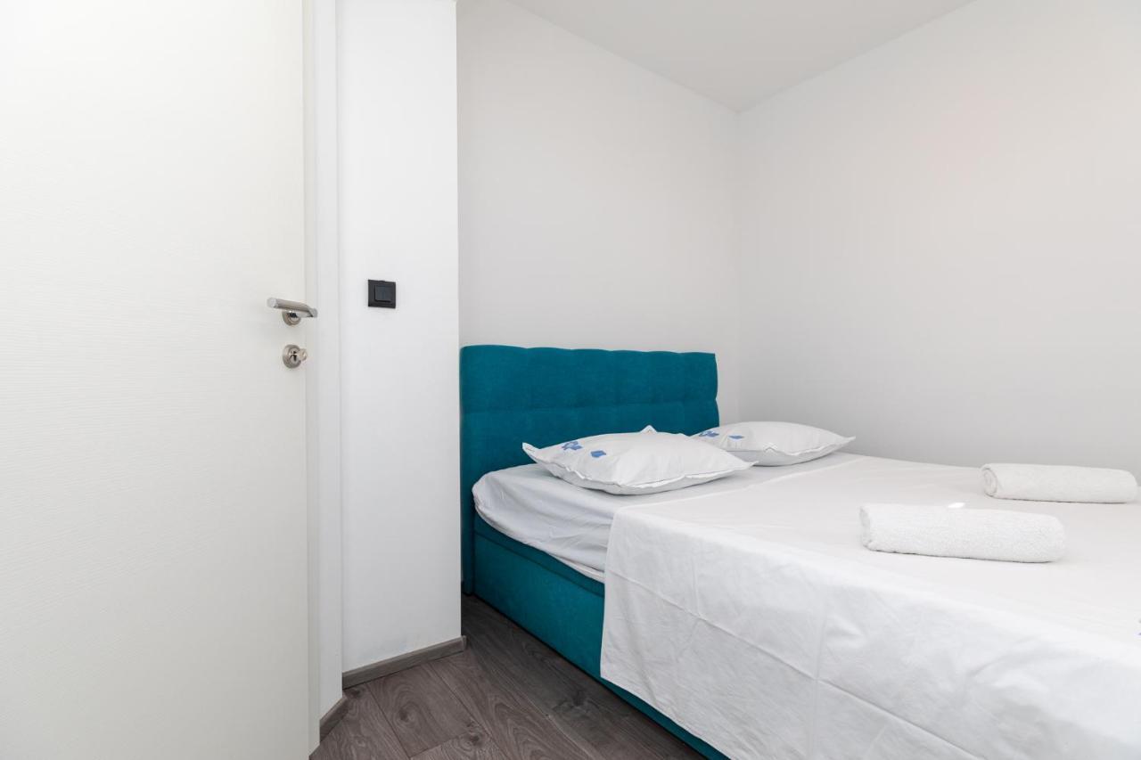 Apartment Viko Split Bagian luar foto